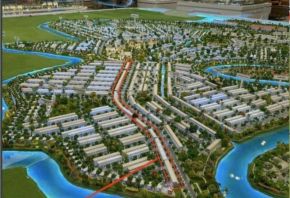 Sa bàn Shophouse Aqua City năm 2021